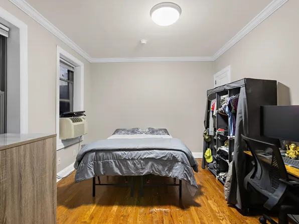 151 Sip Avenue image 7 of 15