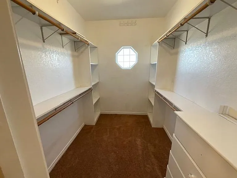 112 Deborah Kay St — Photo 11