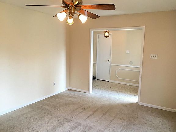 4th image of 8114 Dorrcrest Ln