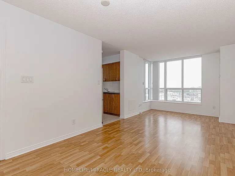 4850 Glen Erin Dr #1403 — Photo 6
