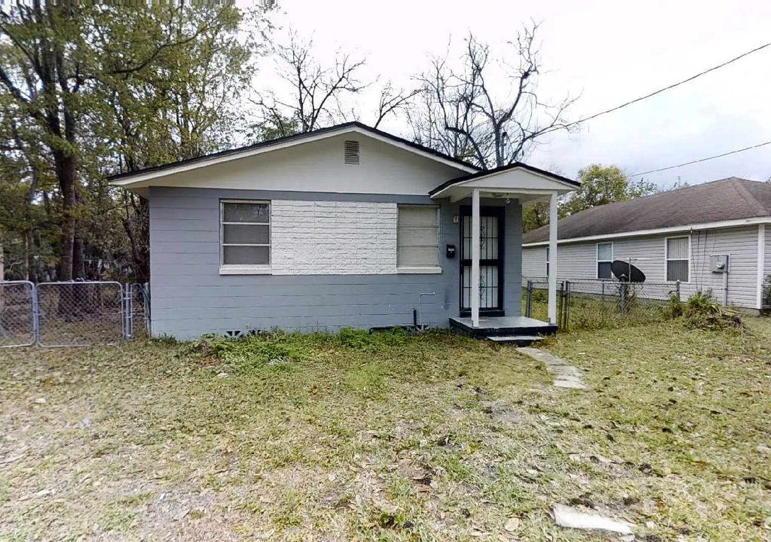 3 bedroom 1 bathroom house — Photo 2