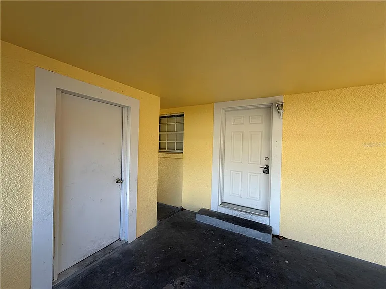 1205 Avenue I — Photo 18