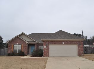 1200 Oak Glenn Loop, Bryant, AR 72022