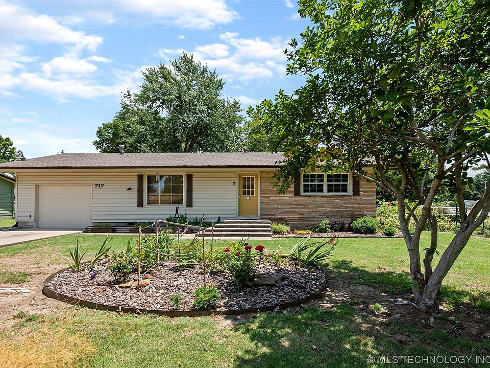 717 S Coo Y Yah St, Pryor, OK 74361 | Zillow