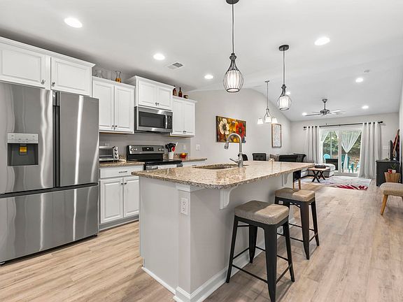 2nd image of 164 Machrie Loop #B