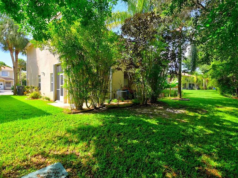 6917 Crooked Fence Dr — Photo 55