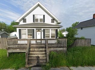 125 2nd St, Clay Center, OH 43408