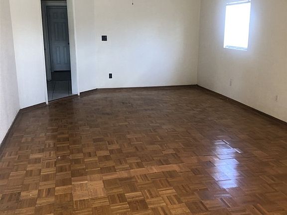 2nd image of 812 Liberty Ave