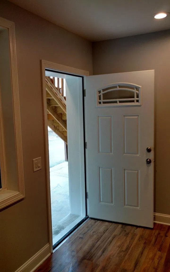 2 bed, 900 sqft, $1,700 — Photo 3