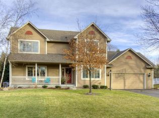 10073 Raleigh Ct, Woodbury, MN 55129