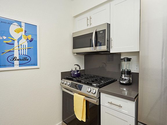 5th image of 28923 N Prairie Ln #16-206