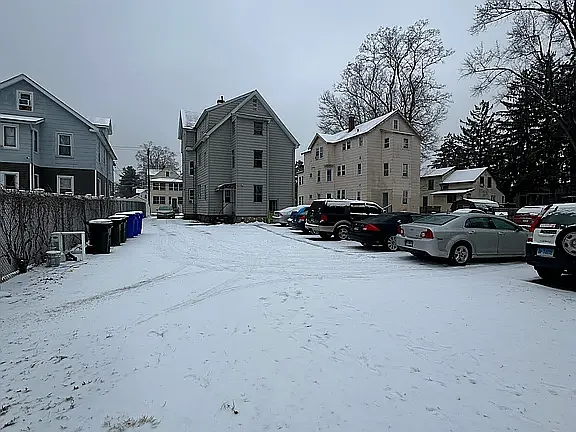294 Tolland St #2F — Photo 10