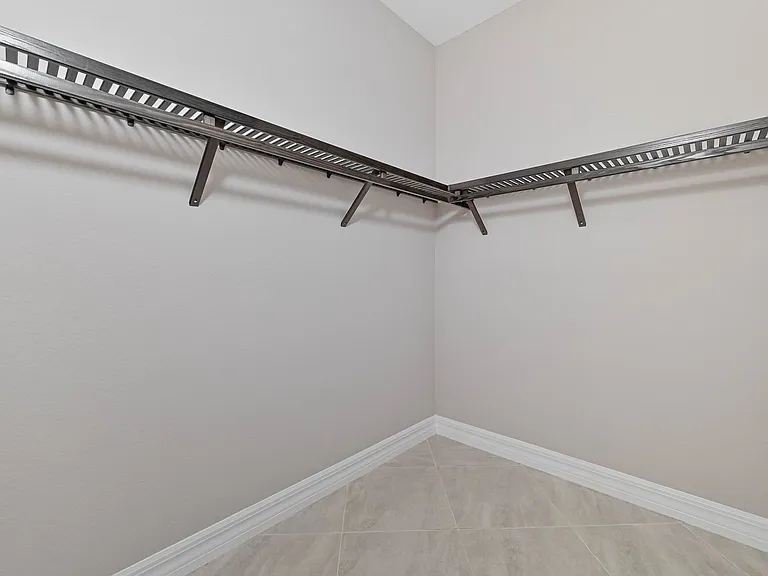 28076 Foxrock Ct — Photo 25