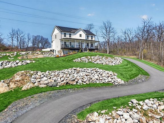 3rd image of 26 Curtin Lane