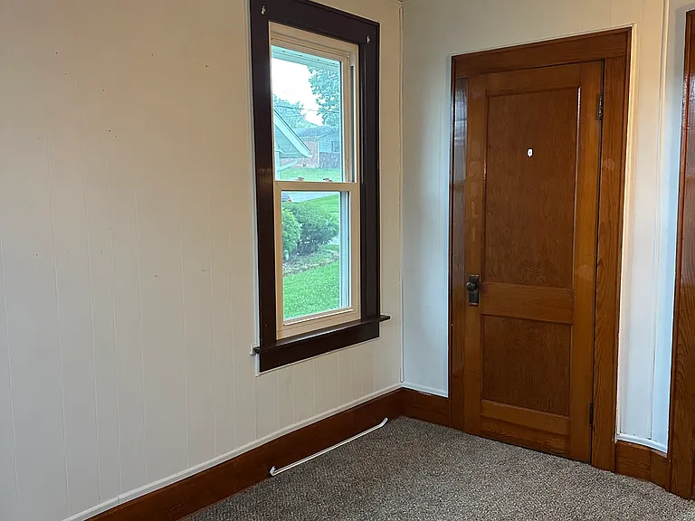 115 E Pike St — Photo 5