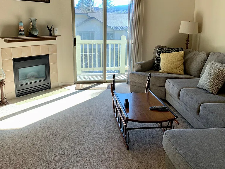 1509 Point Dr #202 — Photo 5