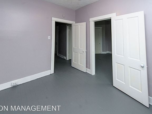 5th image of 2739 Harris Ave #1/2
