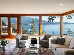 835 Hummingbird Ln, Bowen Island, BC V0N 1G1