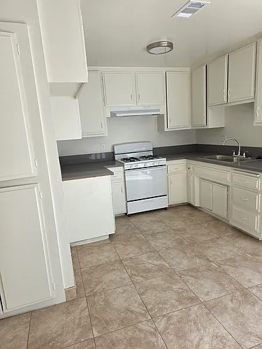 Floor plan 2 Bedroom Townhouse