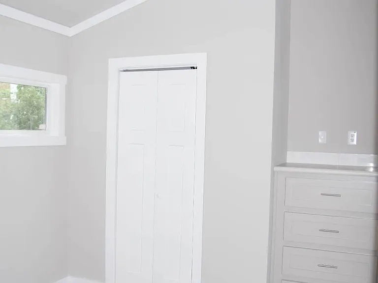2351 E Grand Ave #D8 — Photo 7
