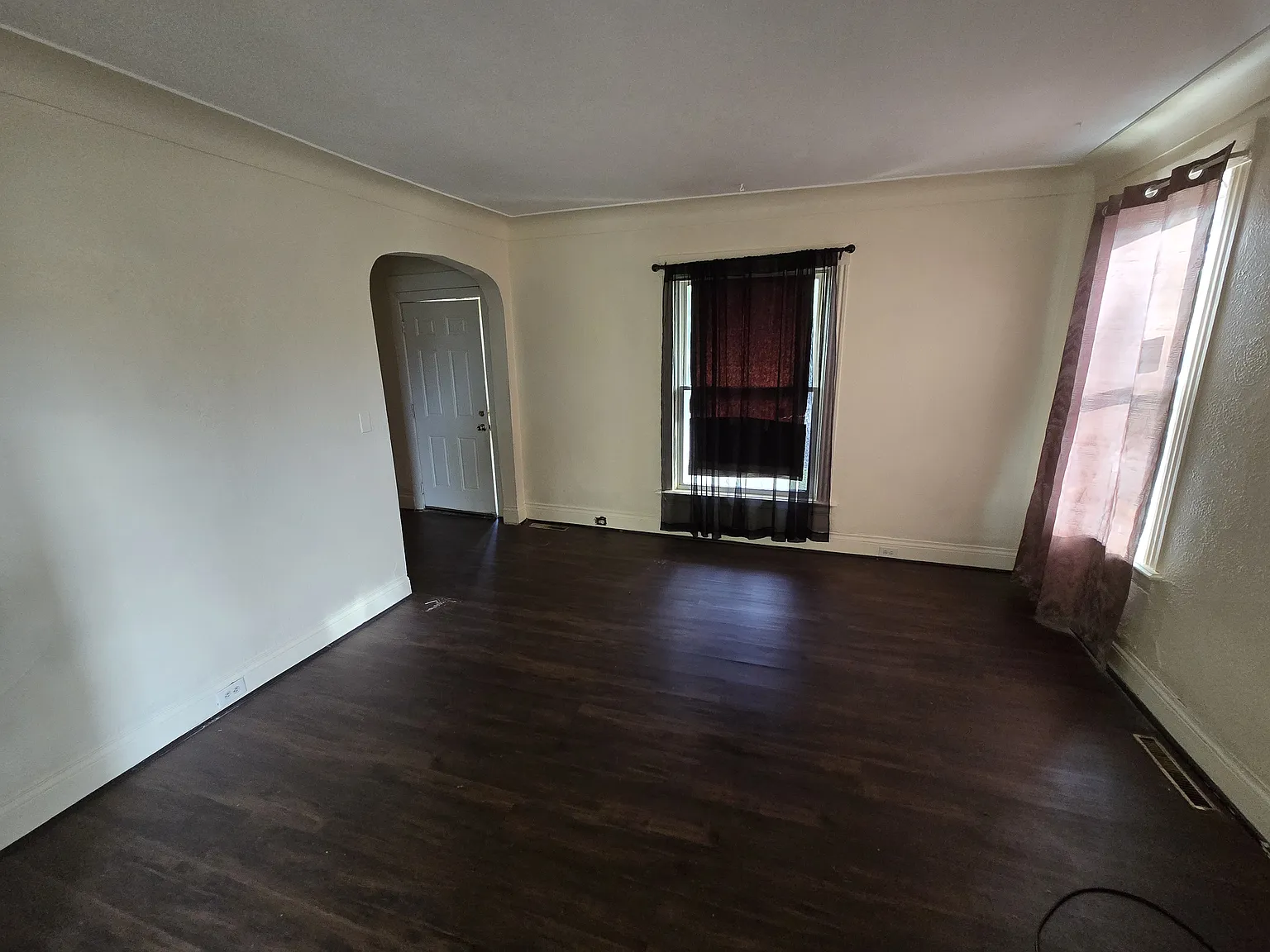 644 Colburn St — Photo 2