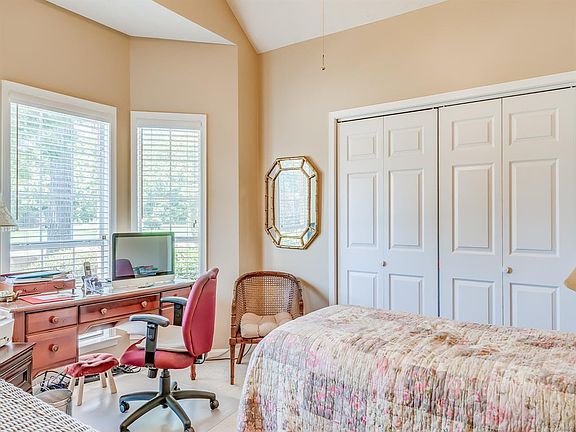 5th image of 5903 Havenwood Dr