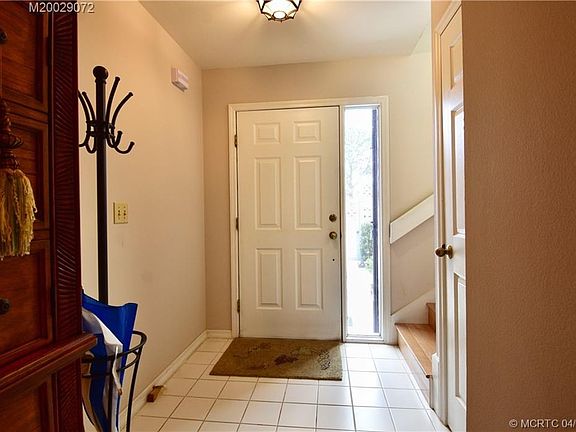 5th image of 6152 SE Georgetown Pl #803