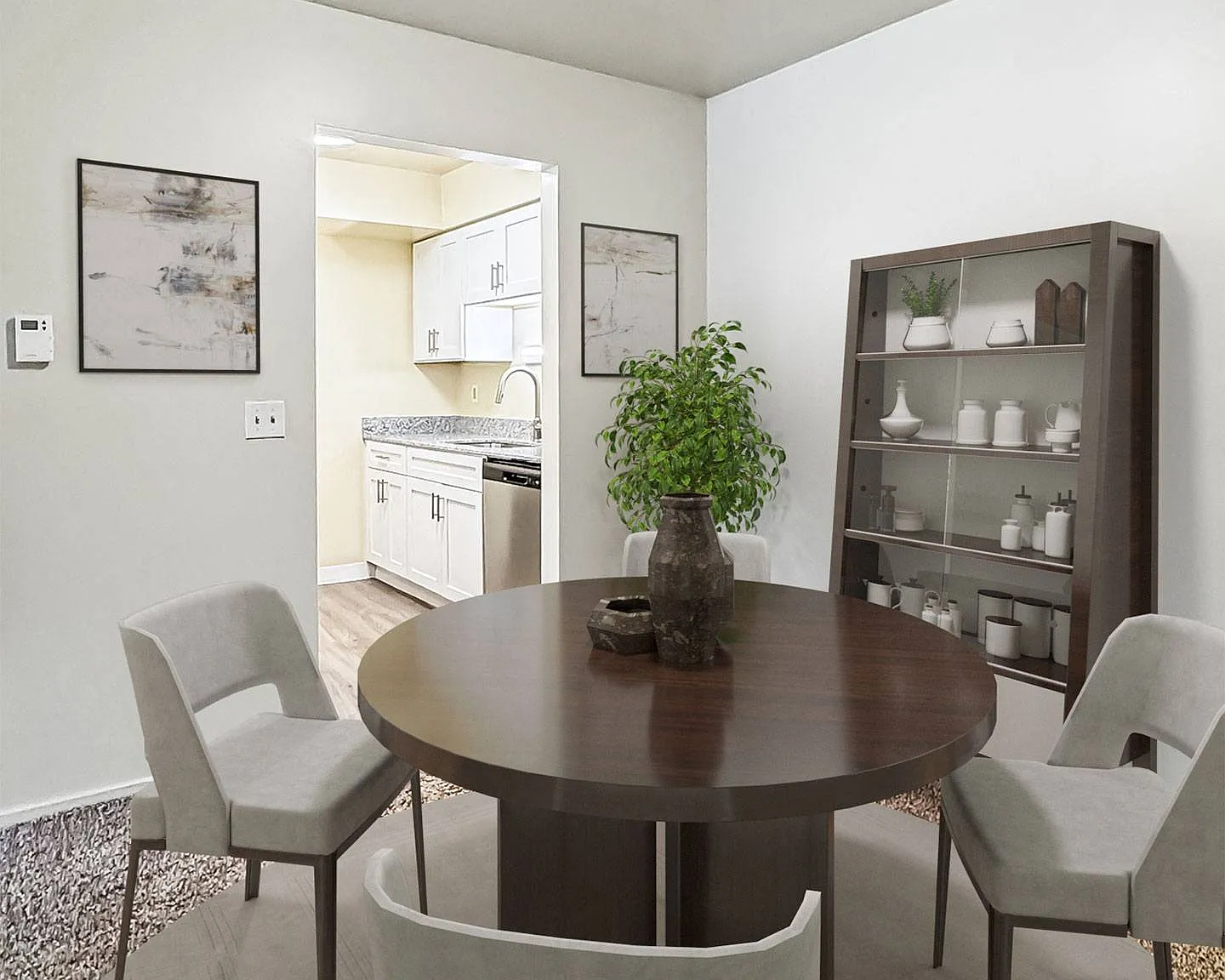 611 Regency Way — Photo 2