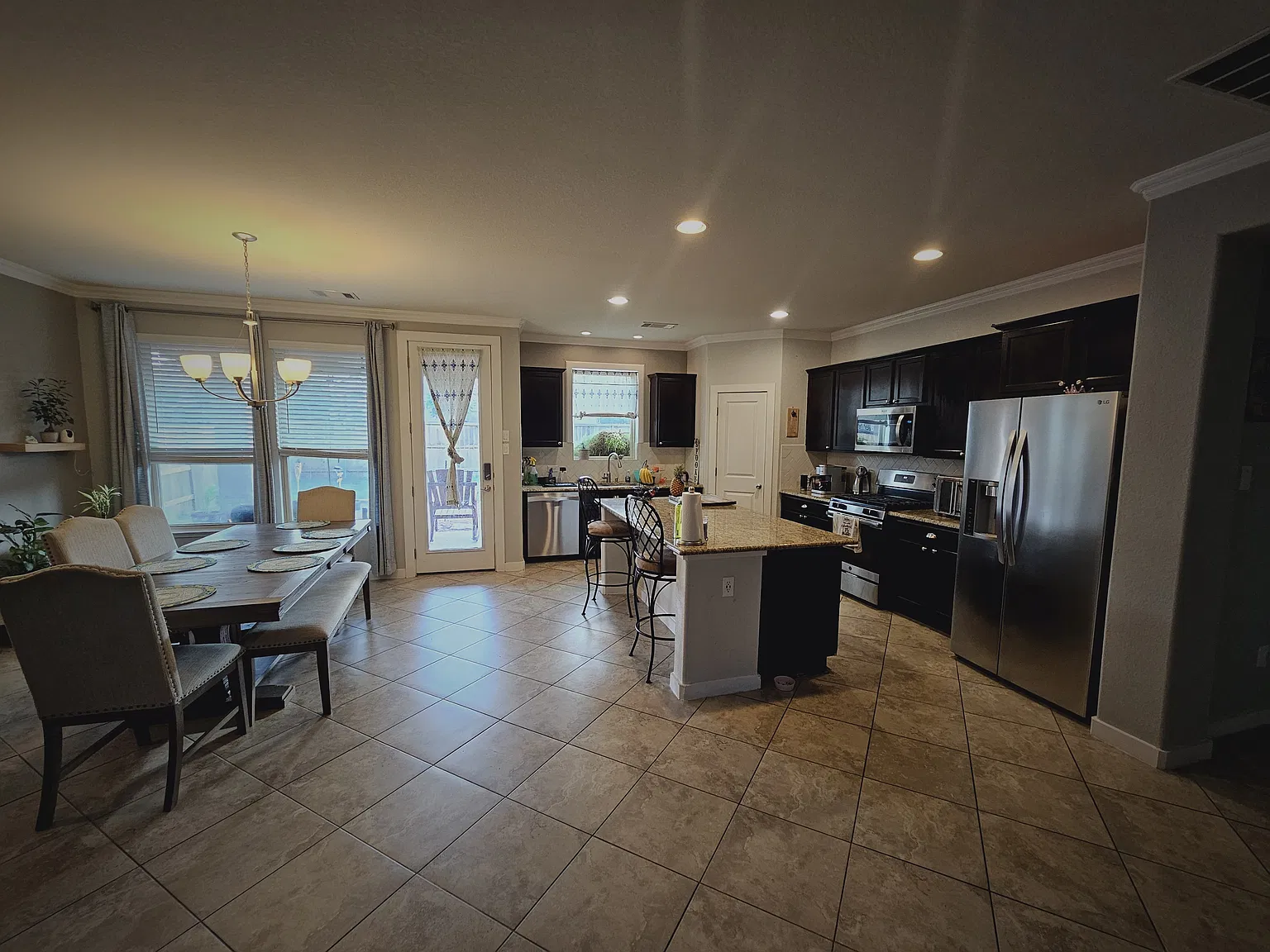 1 bed, 2511 sqft, $700 — Photo 3
