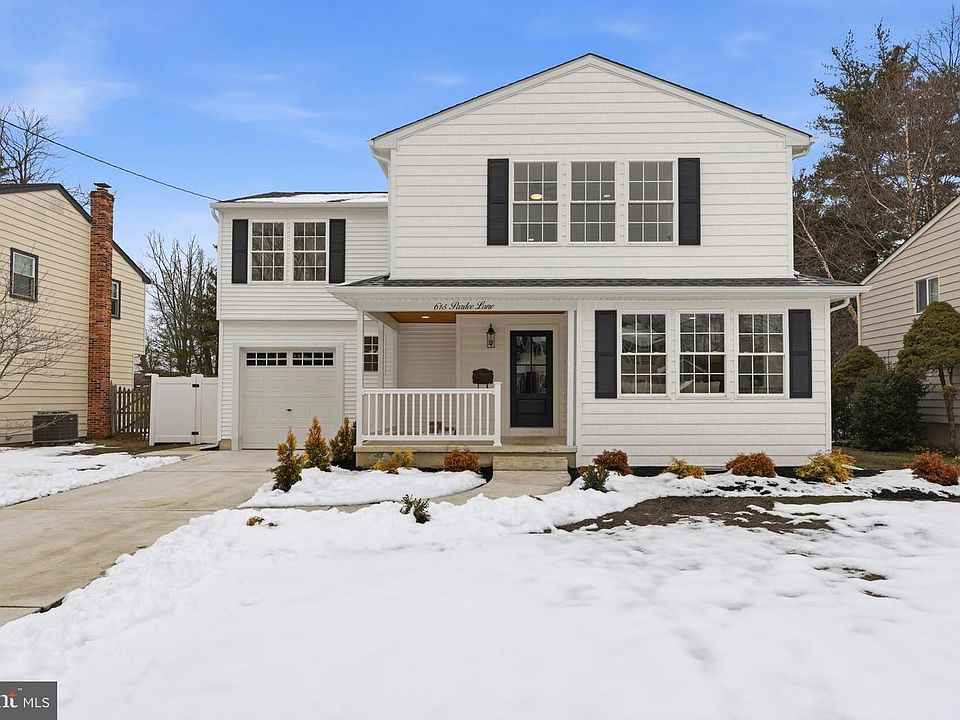 1st image of 615 Pardee Ln