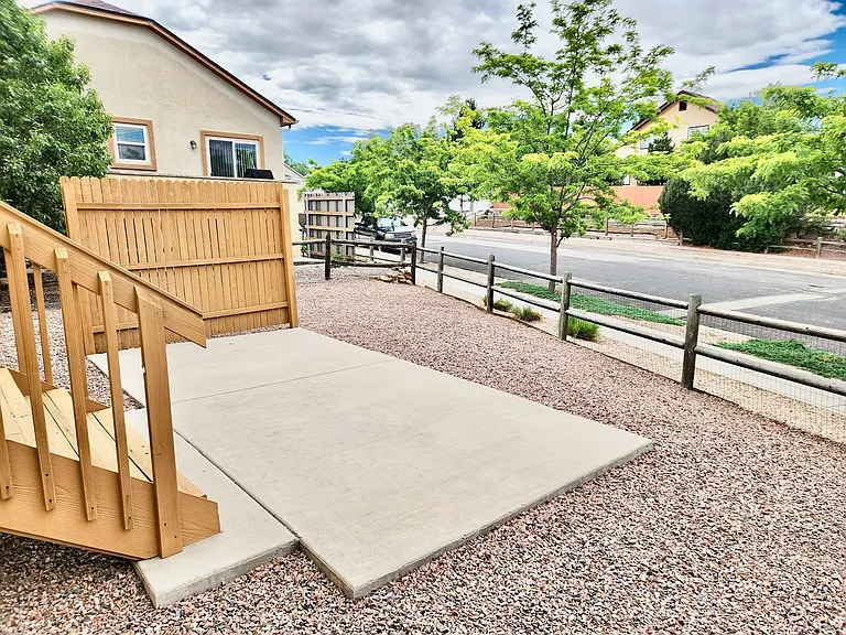7027 Davey Crocket Ct — Photo 21
