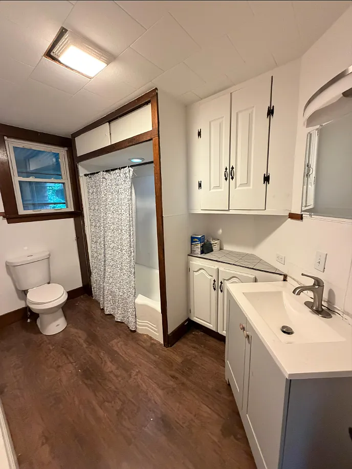 2 bed, 900 sqft, $1,550 — Photo 3