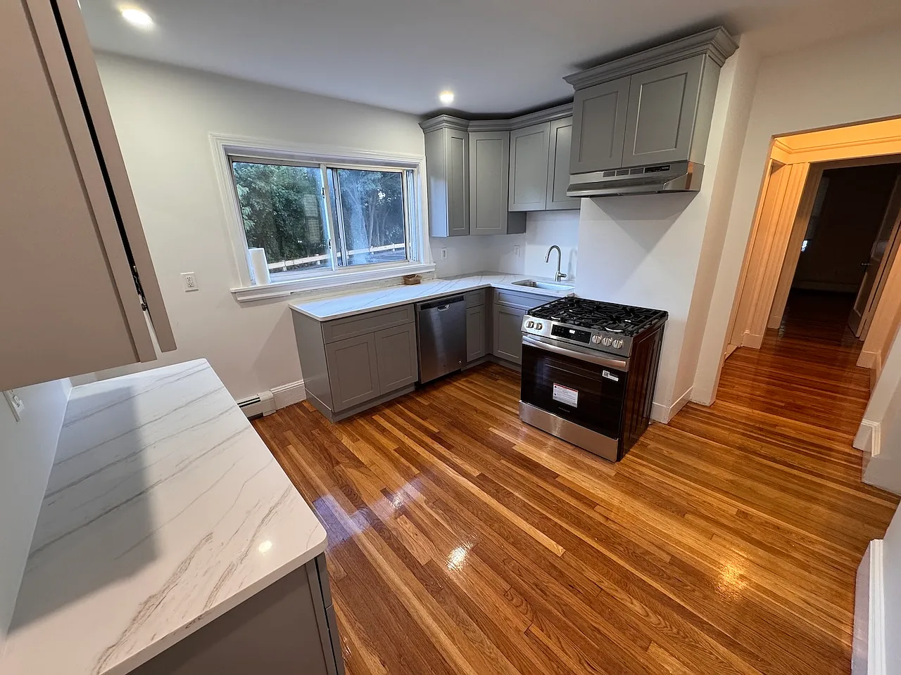 40 School Ln — Photo 2