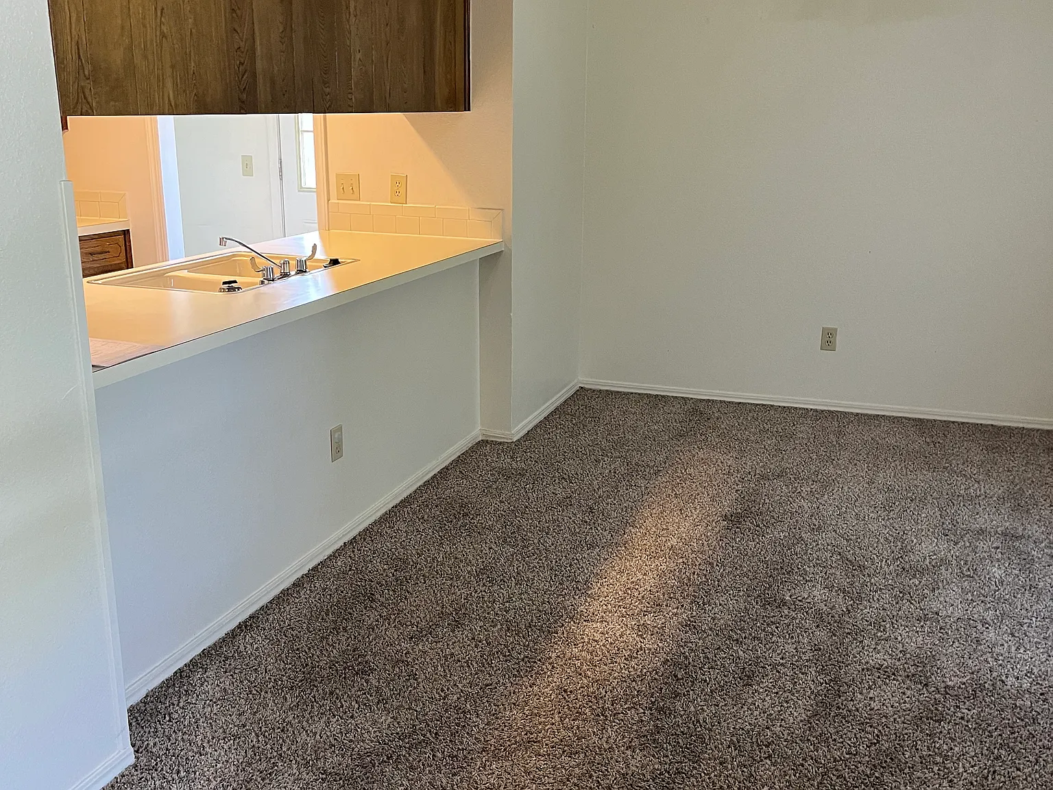 2402 Cimmaron Dr — Photo 4