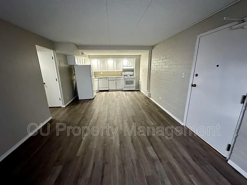 611 W Church St #9