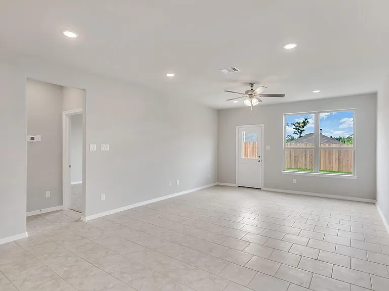 25727 Boxwood Hedge Ln — Photo 4