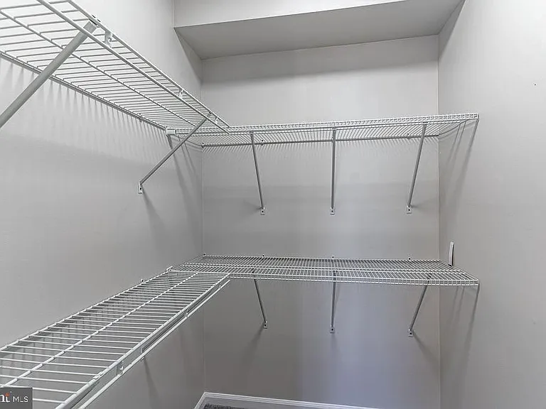 3620 Sherbrooke Cir #202 — Photo 16