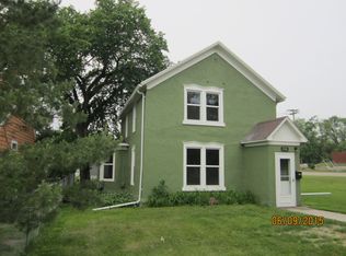 802 3rd Ave. Se, Jamestown, ND 58401