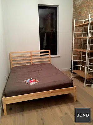 Rented by Bond New York | media 17