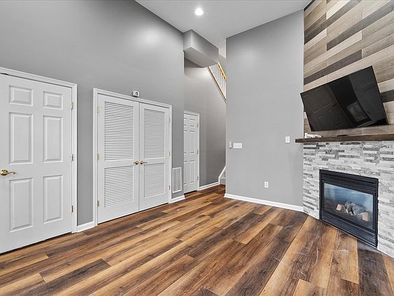 3rd image of 5317 Chieftain Cir