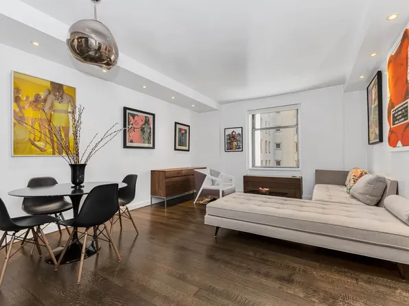 100 W 58th St APT 10E, New York, NY 10019