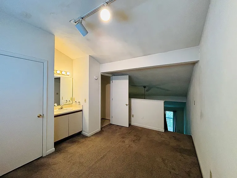 507 N Sunridge Dr — Photo 9