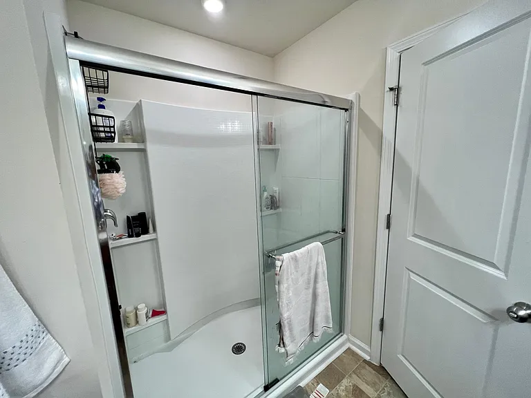 1017 Sycaten St — Photo 10