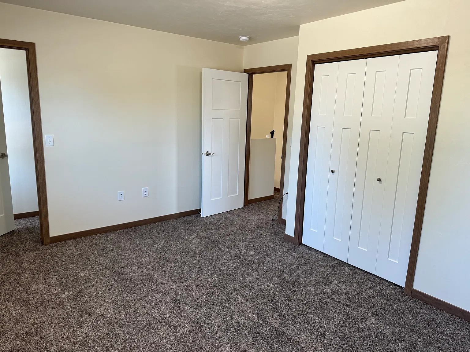 2 bed, 950 sqft, $1,195 — Photo 3