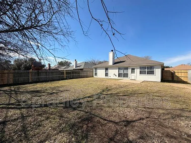 217 Meadowbrook Dr — Photo 24