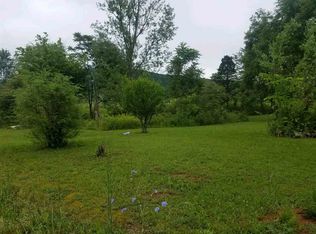 747 Broadway Dr, Bean Station, TN 37708