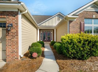 3743 Salvistrin St, Charlotte, NC 28214