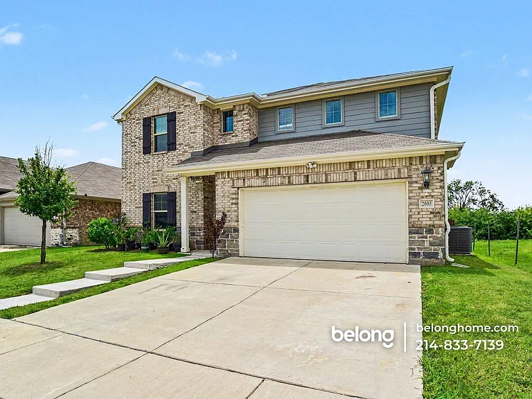 2005 Bailey Way — Photo 2