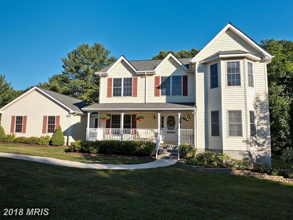 1st image of 10875 Hilltop Ln