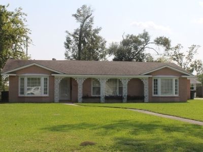 805 Holly St, Lake Charles, LA, 70601